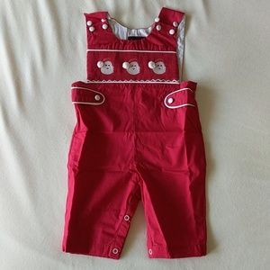 NWOT Holiday Smocked Overalls w/ Santas Sz 3-6 mo